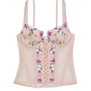 Victoria's Secret VERY SEXY
BALCONETTE LACE UP CORSET XS